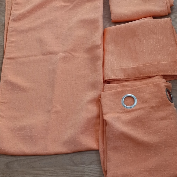 PANNELS - Picture 1 of 5